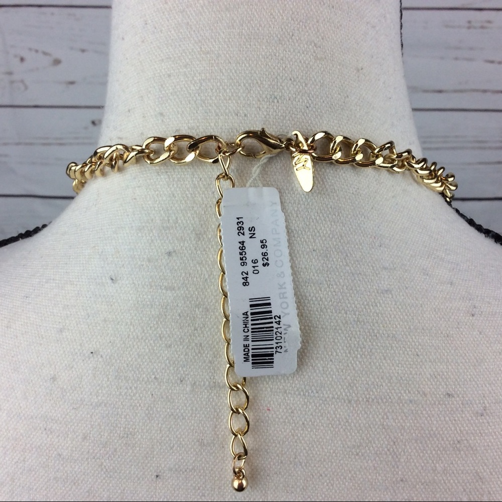 NWT Statement Gold/White Necklace - Picture 5 of 5